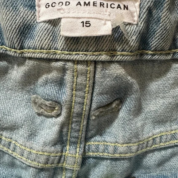 Good American Size 15 Fringes Cut Off Button fly Jean Shorts - Picture 3 of 3